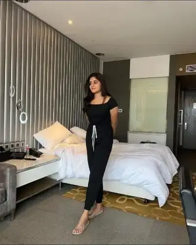 Qazigund Call Girl Service